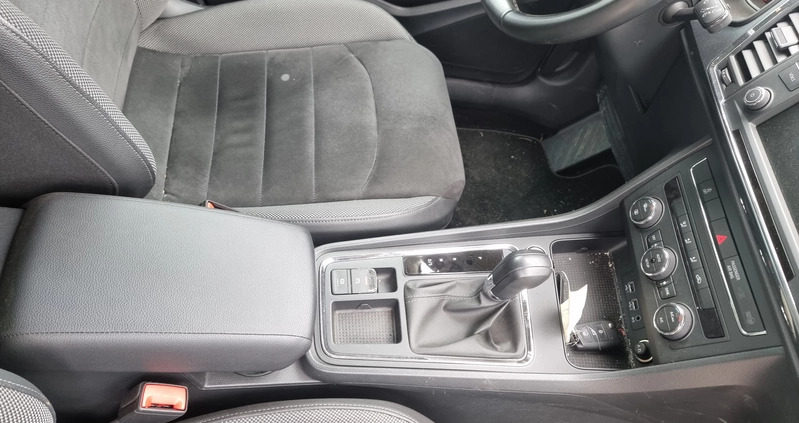 Seat Ateca cena 29800 przebieg: 66000, rok produkcji 2019 z Kraków małe 232